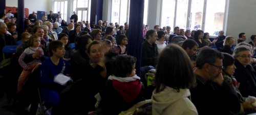 Le public est venu très nombreux écouter les élèves de l'EMGC.